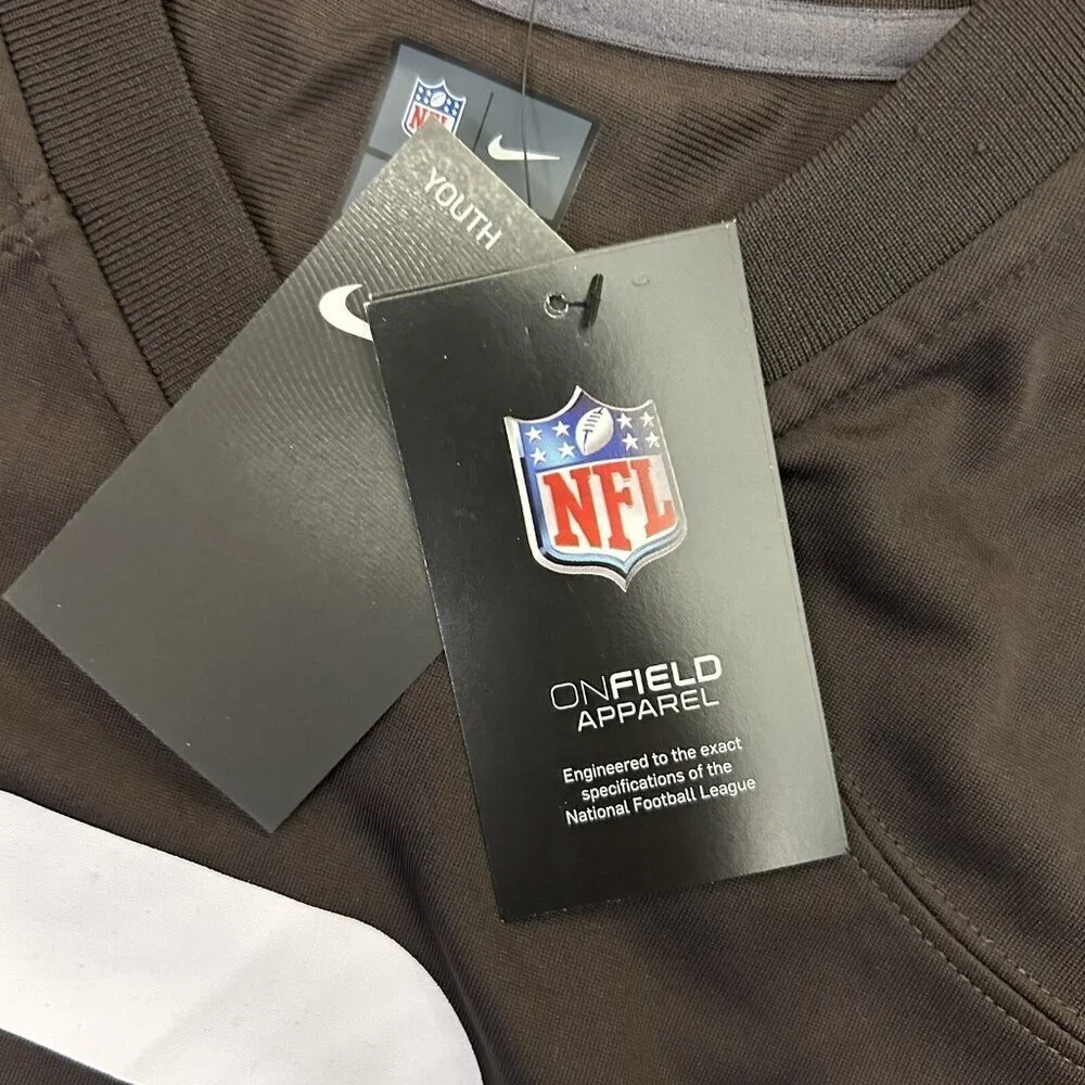 NWT $85 Nike Cleveland Browns NFL Baker Mayfield #6 Football Jersey Youth Size L
